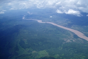 ���R����